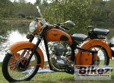2011 Moto Gima 125 photo